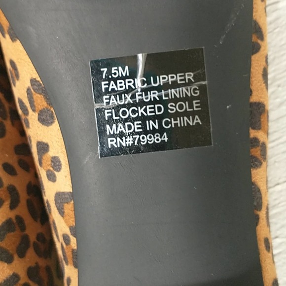 NWT Chico's, Cheetah print faux fur lined slip on Ballet flats. 7.5 - Picture 8 of 11